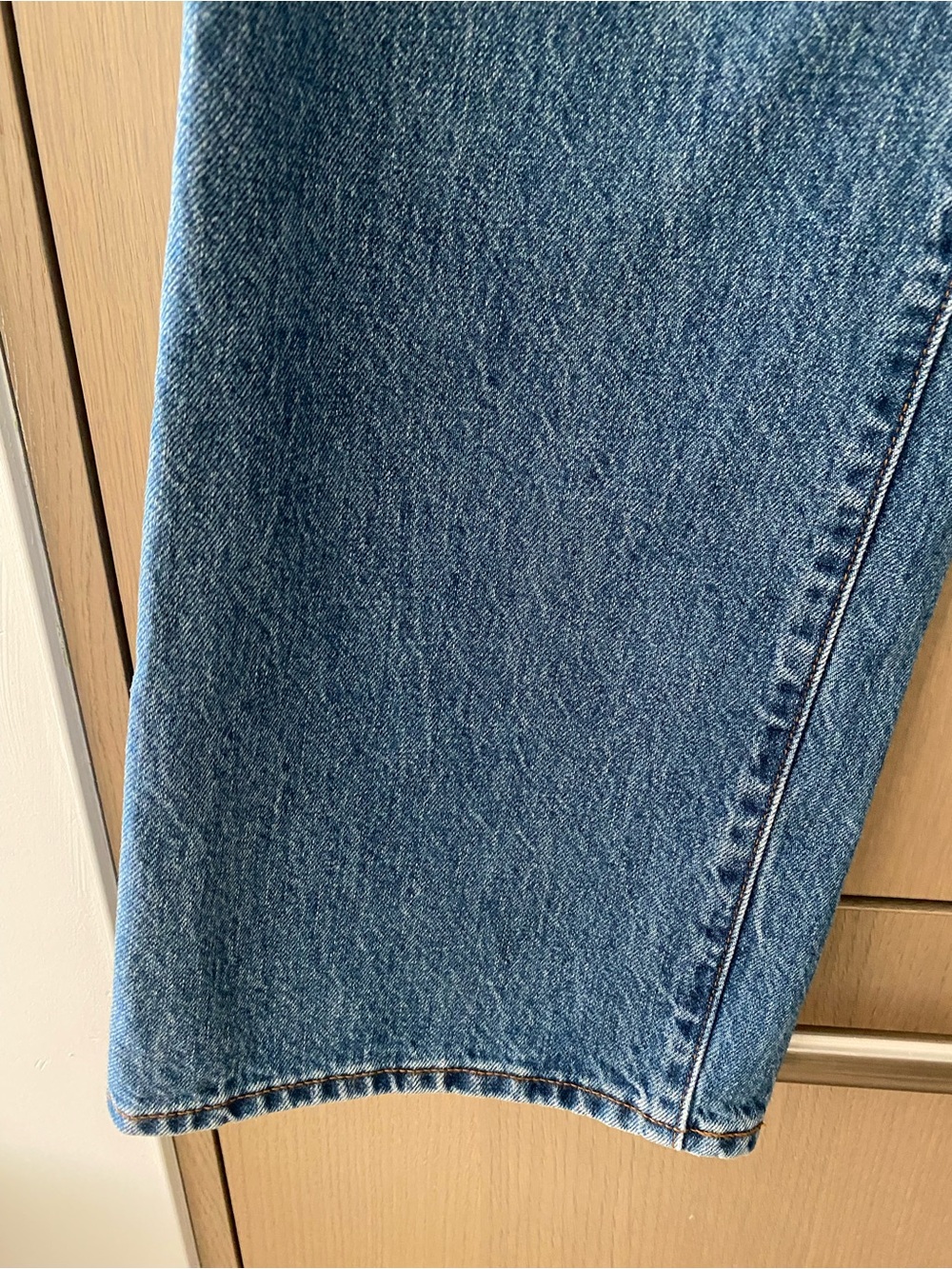 Aritzia Denim Forum The Farrah Hi Rise Wide Jean - Picture 5 of 9